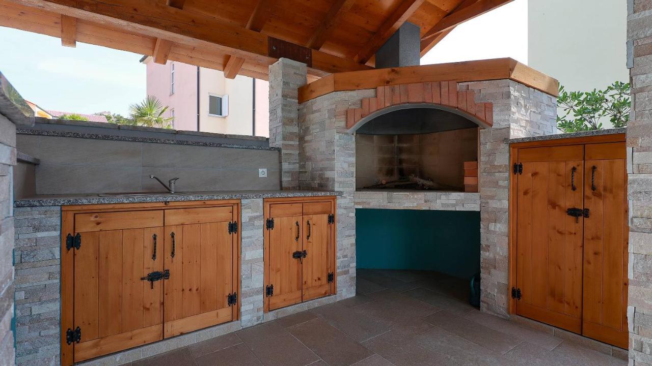 Apartmani "Villa Barbara" Novalja Exteriör bild