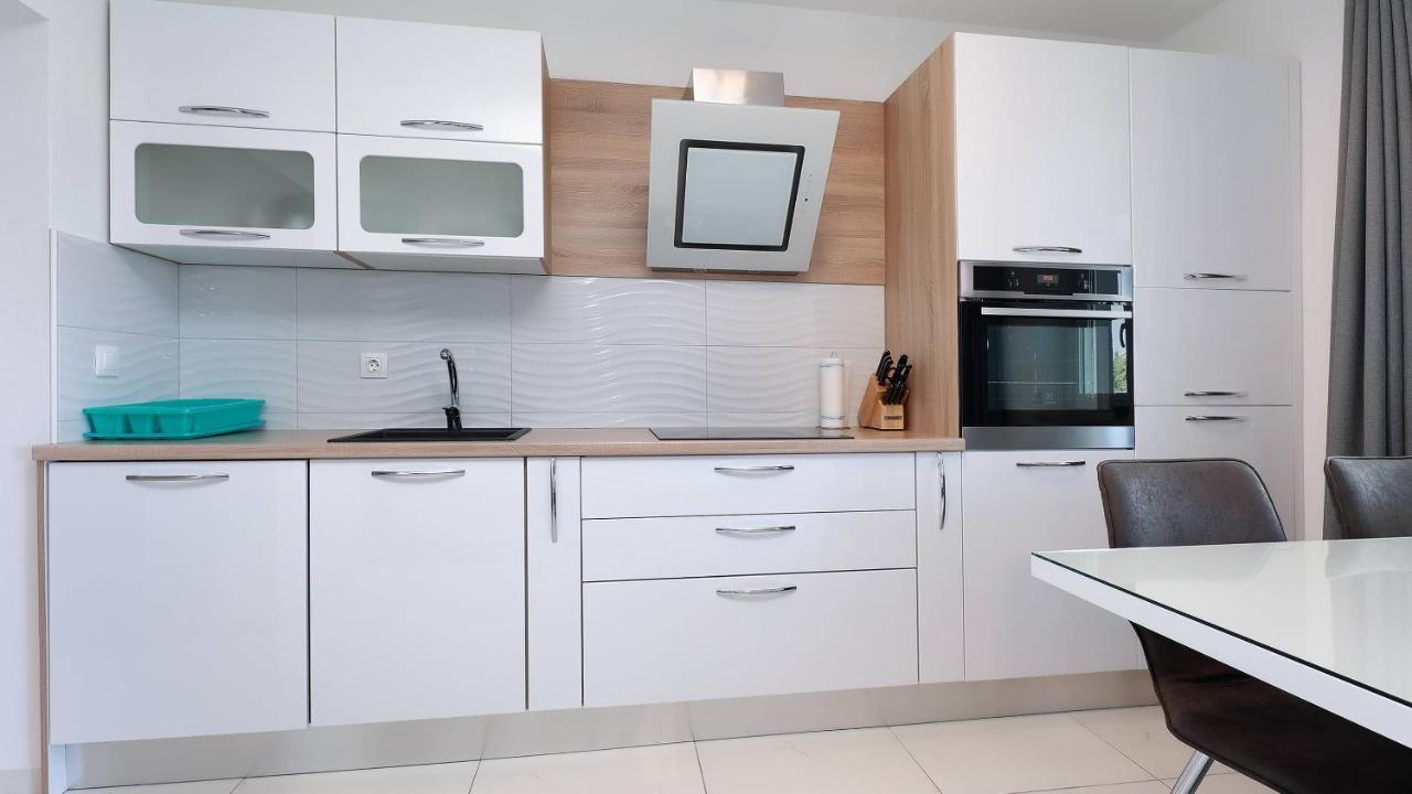 Apartmani "Villa Barbara" Novalja Exteriör bild