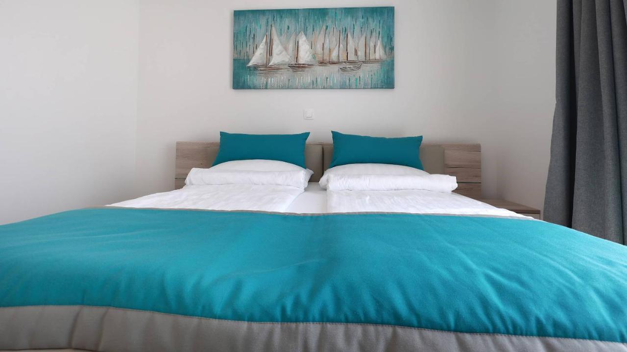 Apartmani "Villa Barbara" Novalja Exteriör bild