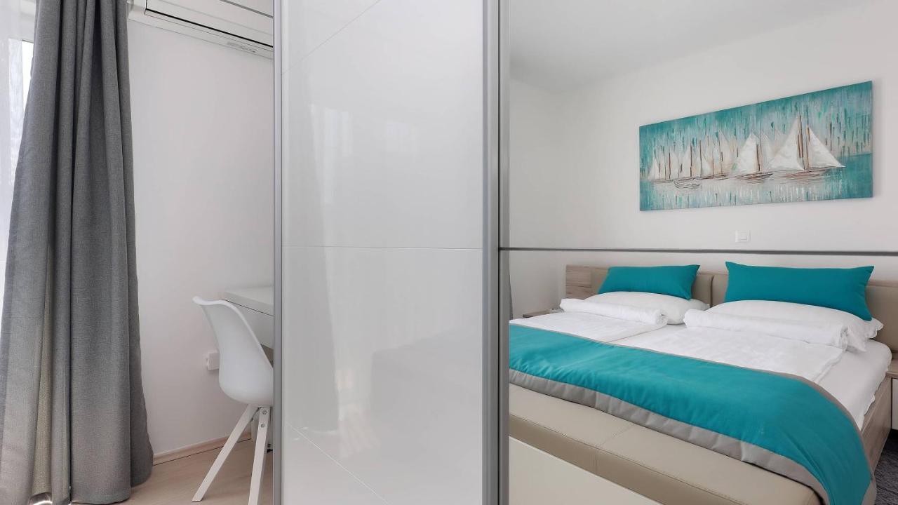 Apartmani "Villa Barbara" Novalja Exteriör bild