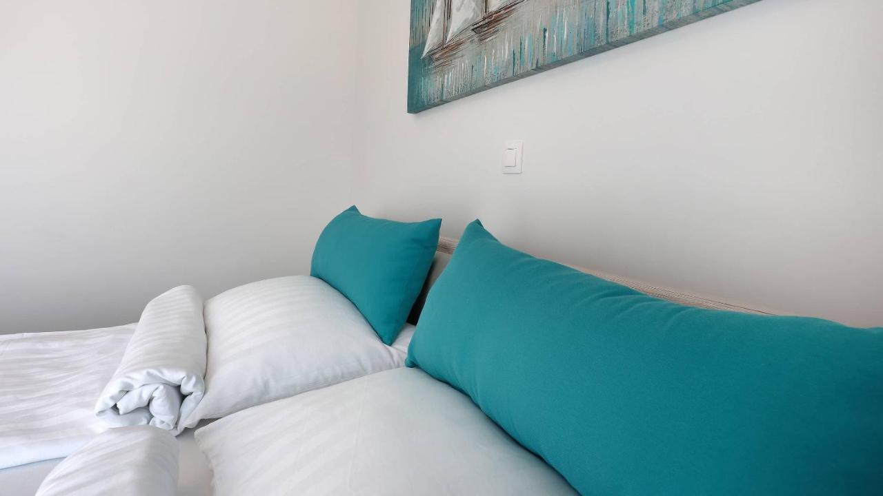 Apartmani "Villa Barbara" Novalja Exteriör bild