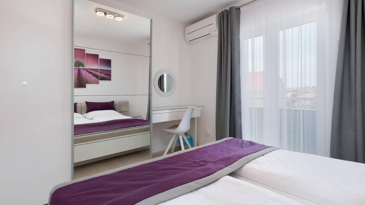 Apartmani "Villa Barbara" Novalja Exteriör bild